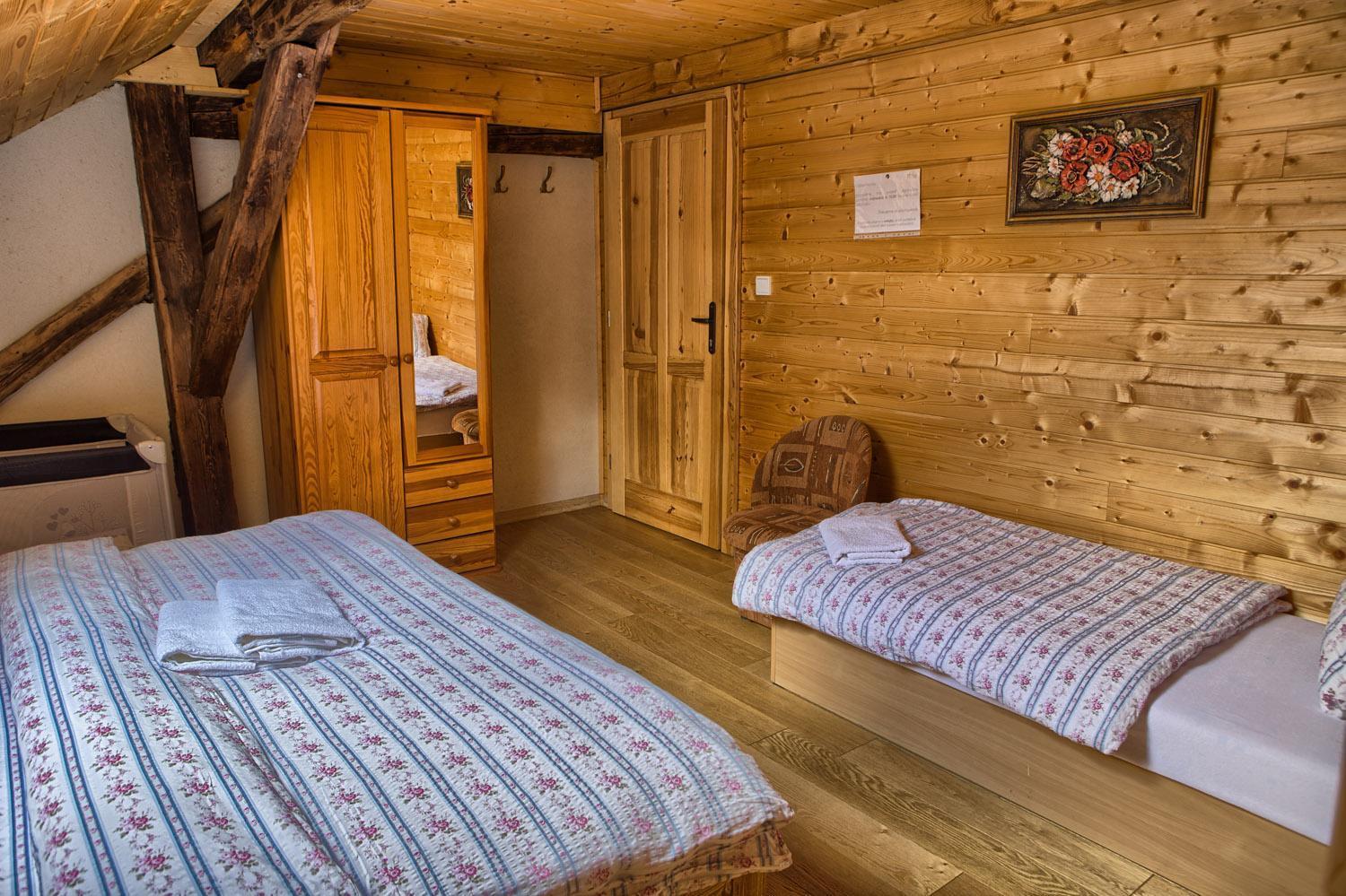 Penzion Zbojnicky Halas Tisovec Buitenkant foto