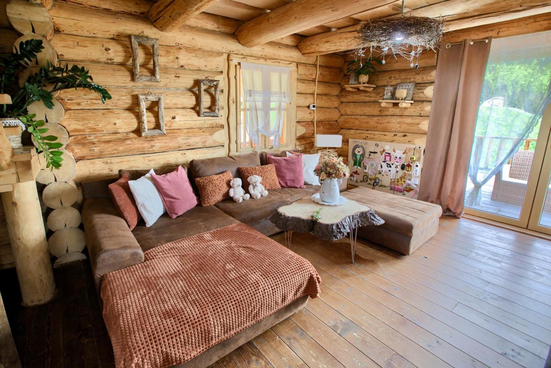 Penzion Zbojnicky Halas Tisovec Buitenkant foto