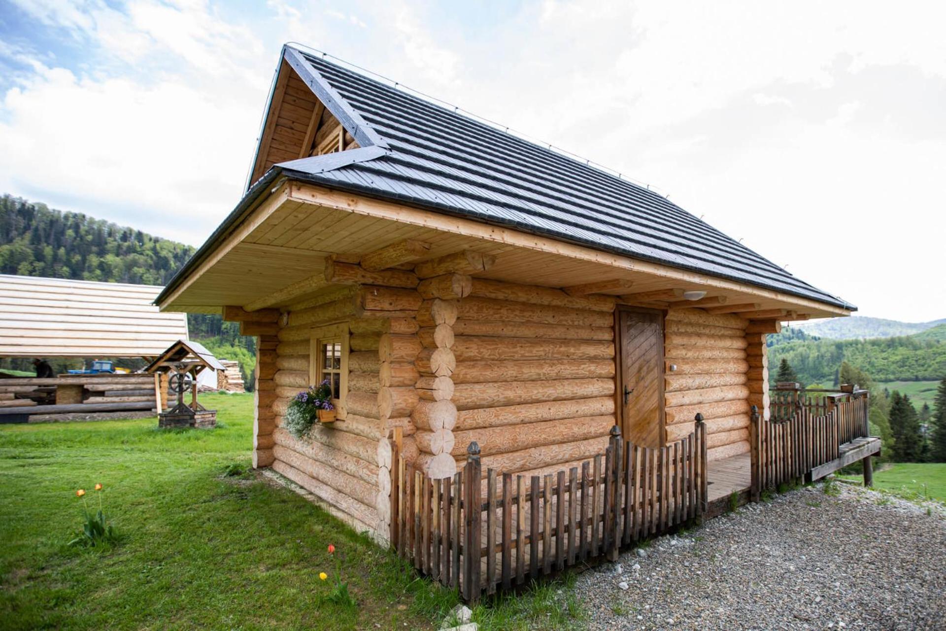 Penzion Zbojnicky Halas Tisovec Kamer foto